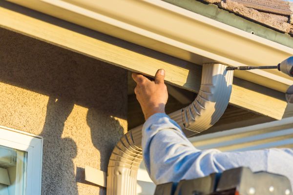 Aluminum Rain Gutter Service in Newton